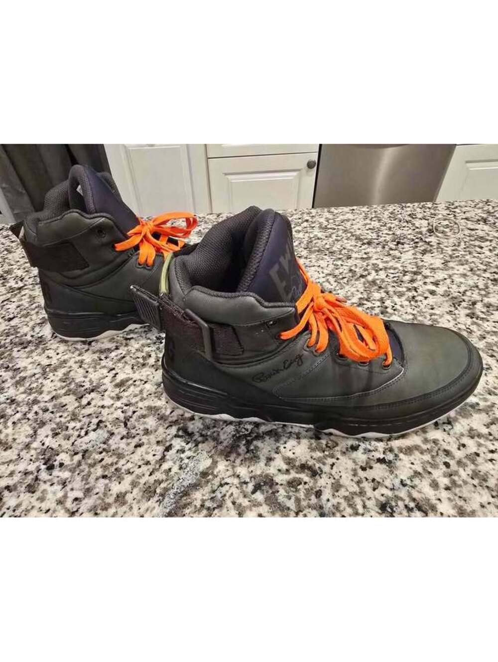 Patrick Ewing #33 Hi Olive Men's Size 11